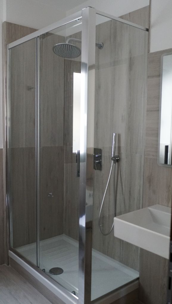 Spacious shower
